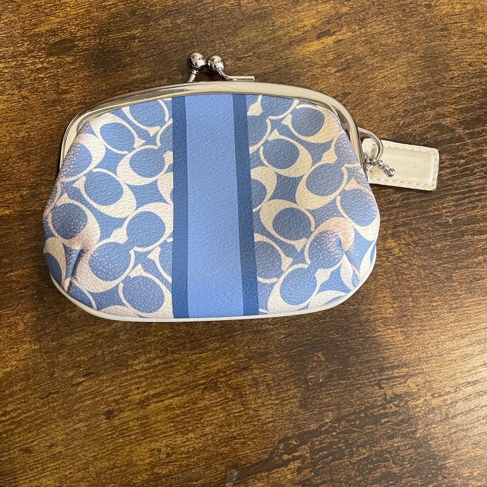Y2K Coach Frame Kisslock Change Pouch